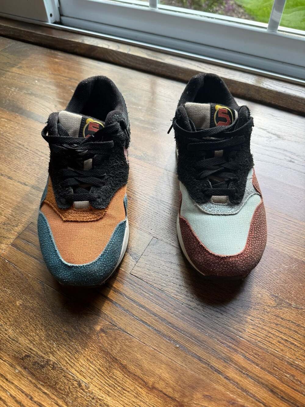Size 9.5 - De'Aaron Fox x Nike Air Max 1 Swipa